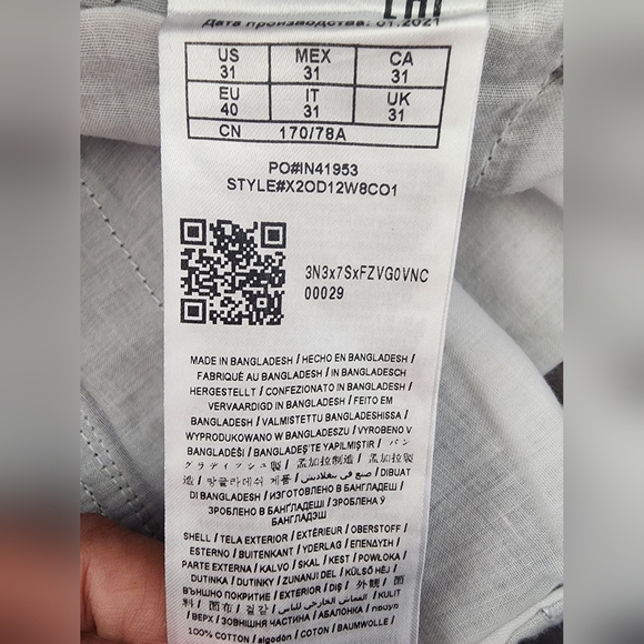 Men's Guess Cargo Shorts - Picture 3 of 7